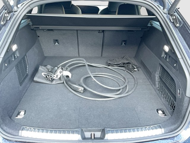 Audi - A5 Avant TFSI e-hybrid 220 kW quattro S-Line AHK + TECH PRO_4