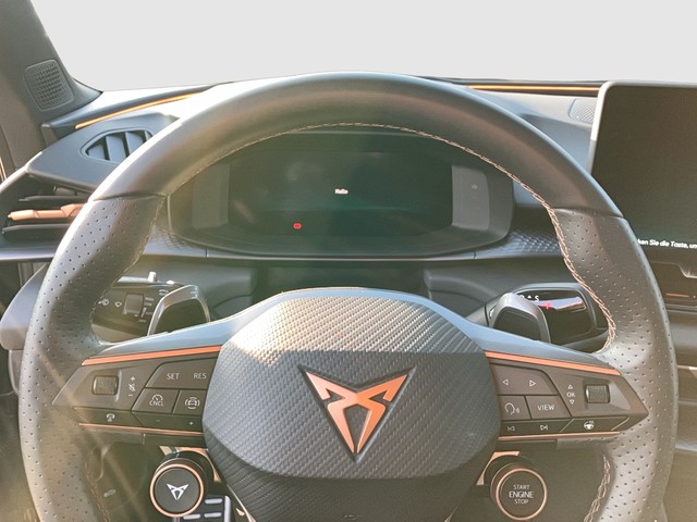 VW - Golf VIII Lim. 1.5 TSI Goal CLIMATRONIC+LED+SHZ_2