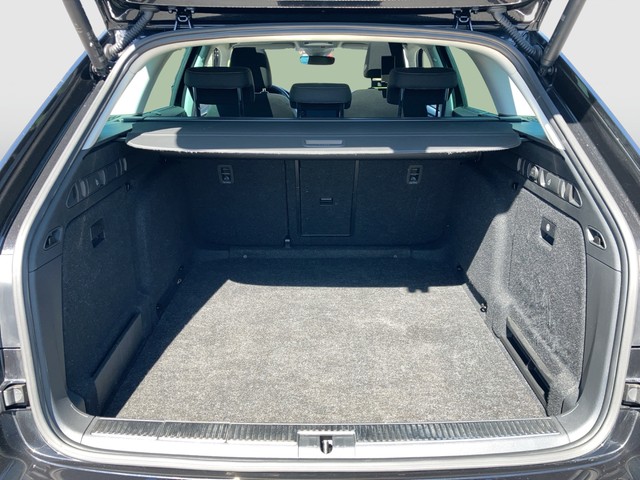 Skoda - Superb Combi 2.0 TDI DSG  Ambition  AHK+RFK+PANO_4