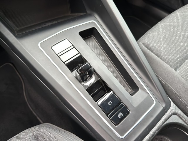 VW - Golf VIII Variant 2.0 TDI DSG Life AHK+ACC+NAVI_6