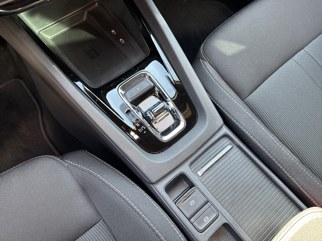 Skoda - Octavia Combi 2.0 TDI DSG Sportline AHK+ACC+NAVI_7