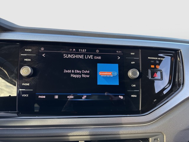 VW - Polo VI 1.0 Active KLIMA LM15 MFL PDC SHZG TEL_9