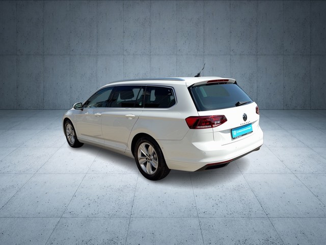 VW - Passat Variant 2,0 l TDI DSG Business RFK Navi_8