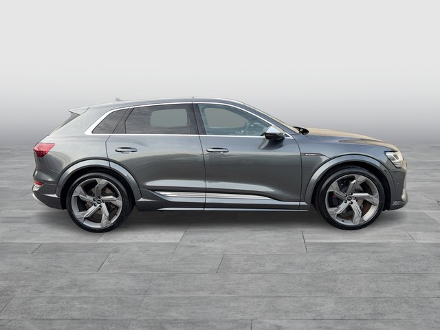 Audi - e-tron S quattro Matrix HuD B&O Leder Standklima_10