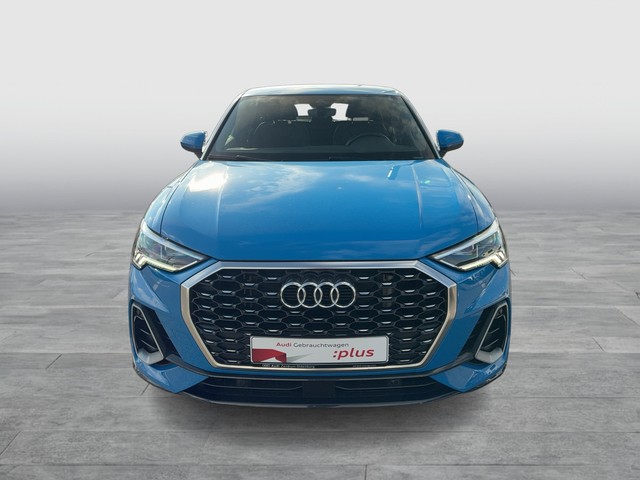 Audi - Q3 Sportback 45 TFSI e S-tronic S-Line AHK_10