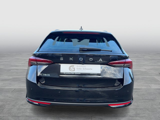 Skoda - Octavia Combi 2.0TDI Selection Head-Up+Virtual_10 Skoda - Octavia Combi 2.0TDI Selection Head-Up+Virtual_10