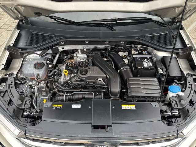VW - T-Roc Cabrio 1.5 TSI R-Line ACC+LED+NAVI+LM18"_13