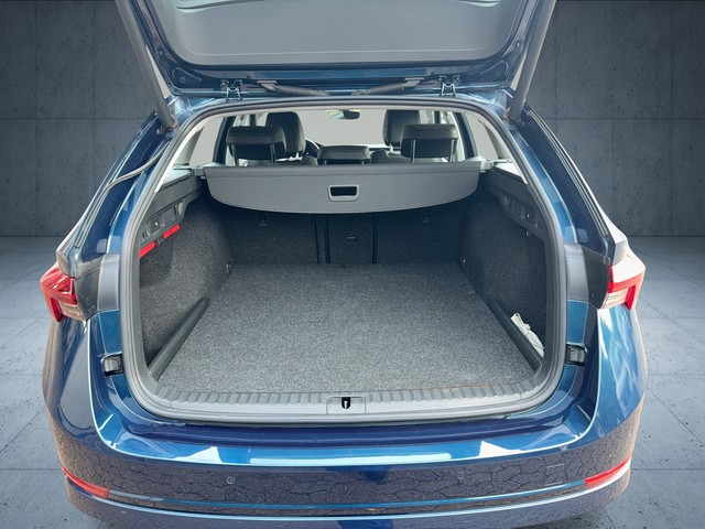 Skoda - Octavia Combi 1.4 electric/TSI Style HuD Leder_4 Skoda - Octavia Combi 1.4 electric/TSI Style HuD Leder_4
