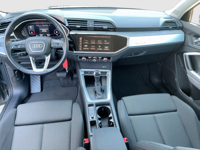 Audi - Q3 35 TFSI S-tronic advanced ACC+AHK+KAMERA+LED_2
