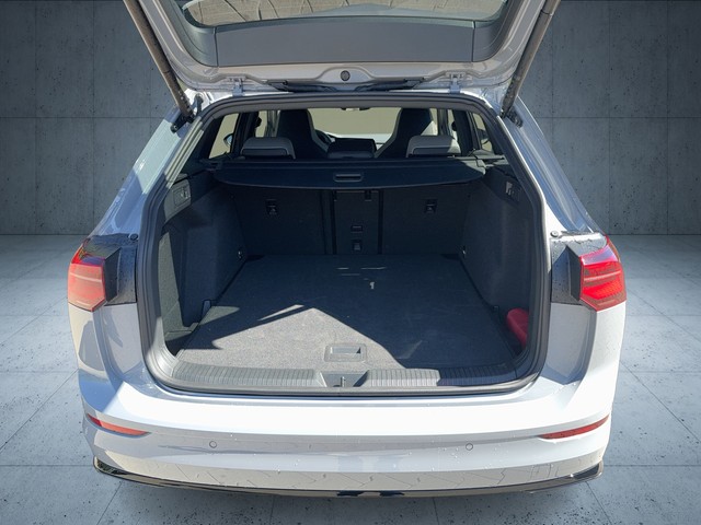 VW - Golf Variant 2,0 l TDI DSG R-Line Black Matrix_4