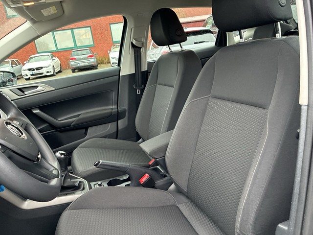 VW - Polo VI 1.0 Comfortline KLIMA+MFL+RADIO+TEL_5