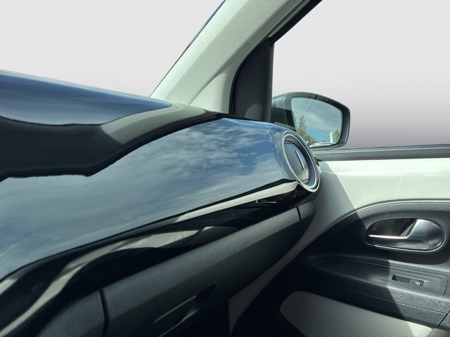 VW - up! 3-türer cheer up! Klima+Sitzhzg.+Navi+Radio_9