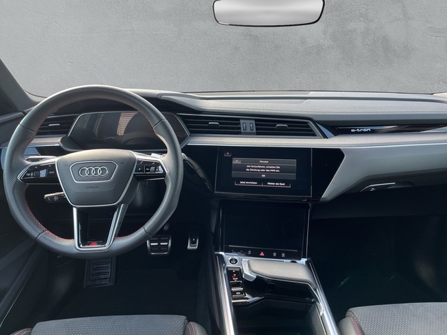 Audi - Q8 e-tron 50 quattro S-line ACC CAM LED LUFT NAVI_3