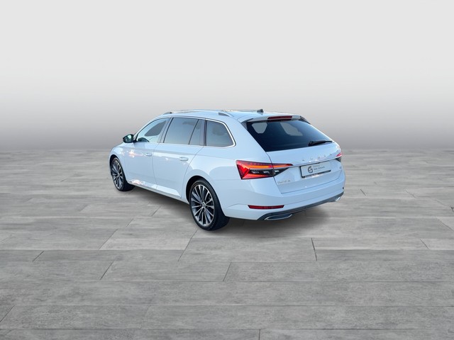 Skoda - Superb Combi iV 1.4 electric/TSI L&K Pano Leder_9