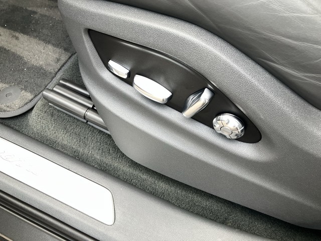 Porsche - Cayenne LUFT+KAMERA+NAVI+ACC+PANO+LED+LM19"_6