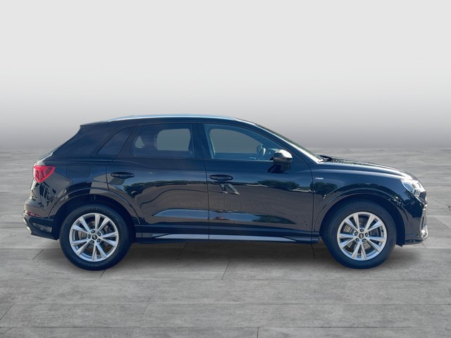 Audi - Q3 45 TFSI e S-tronic S-Line LED+PANO_8