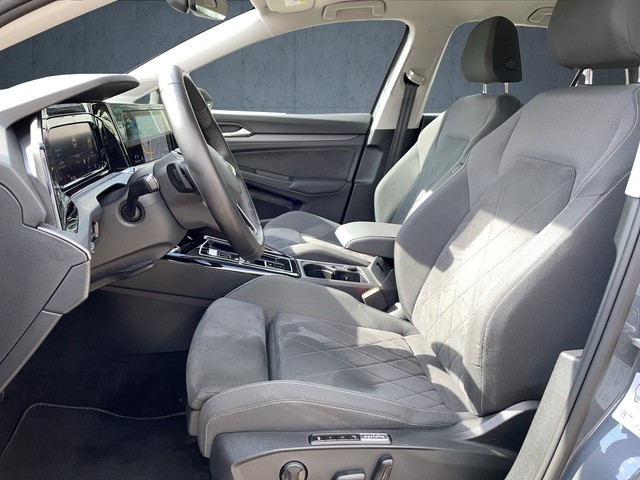 VW - Golf VIII 1.5 eTSI DSG Style AHK+NAVI+LED+KAMERA_16