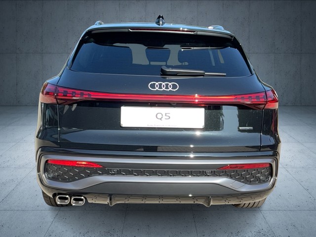 Audi - Q5 SUV TDI quattro S tronic AHK_7