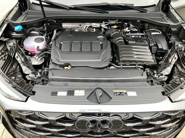 Audi - Q3 SUV TDI S-tronic S line AHK+ACC+SHZG+PANO+NAVI_9