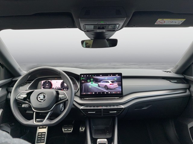 Skoda - Octavia Combi 2.0TDI Sportline Head Up+Panorama_2 Skoda - Octavia Combi 2.0TDI Sportline Head Up+Panorama_2