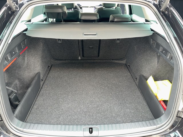 Skoda - Octavia Combi 1.5 TSI mEHV DSG Selection ACC+LED_4 Skoda - Octavia Combi 1.5 TSI mEHV DSG Selection ACC+LED_4