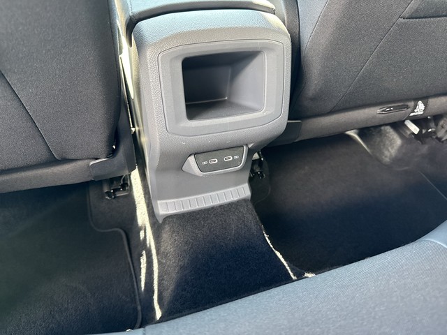 VW - T-Cross 1.0 TSI DSG Style AHK+ACC+NAVI+LED+LM18"_5