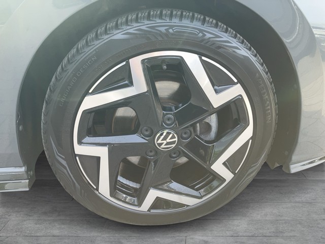 VW - Golf VIII 1.5 eTSI DSG R-Line ACC+LED+PDC+LM19"_14