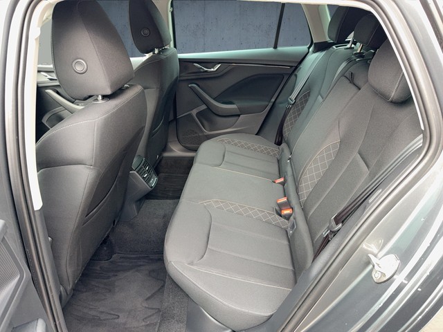 Skoda - Scala 1.0 TSI Ambition LED+NAVI+SHZG+PDC+LM17"_3