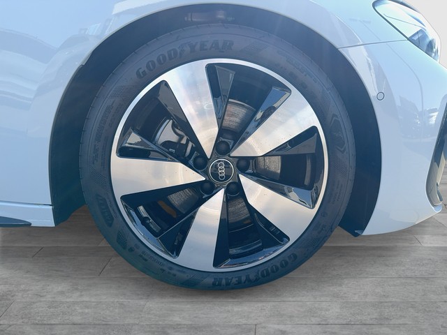 Audi - A5 Avant 2.0 TDI S-Line 2. Display Matrix 19"_19
