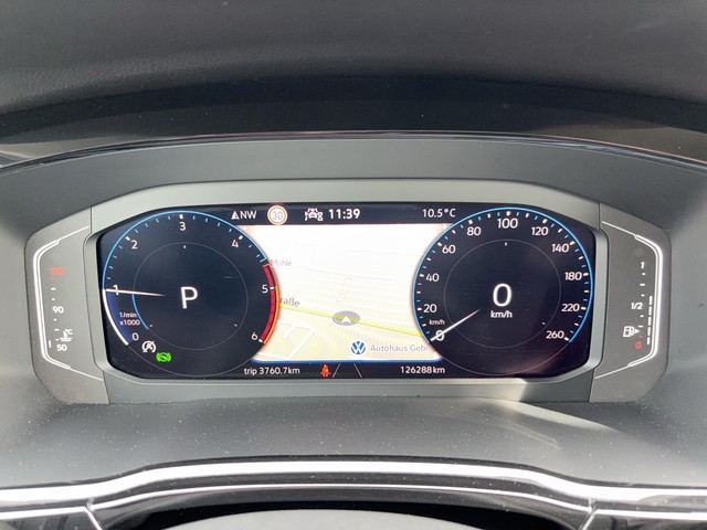 VW - Touran 2.0 TDI DSG Highline ACC+DCC+RFK+AHK+LED_12