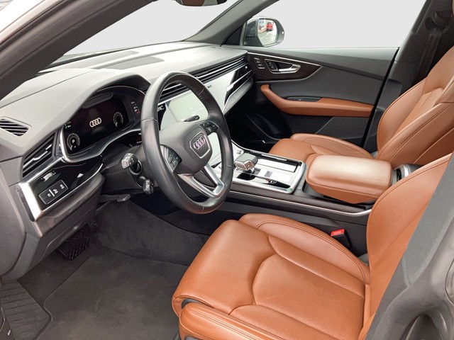 Audi - Q8 55 TFSI e quattro Tiptronic AHK LED NAVI PANO_12