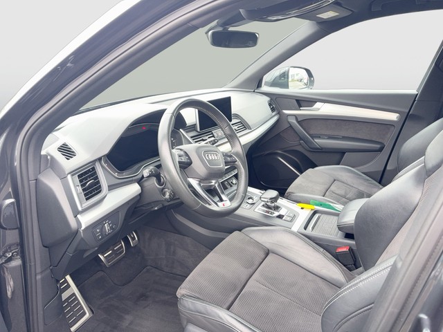 Audi - Q5 40 TDI S-tronic quattro sport S-Line AHK_11