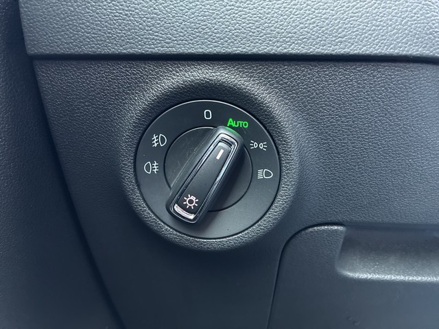 Skoda - Karoq 1.5 TSI DSG Style Navi+ Kamera+Sitzhzg._11