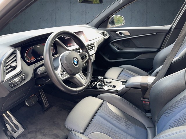 BMW - M135 i xDrive M-Paket HUD Sitzhzg BMW Live PDC_13