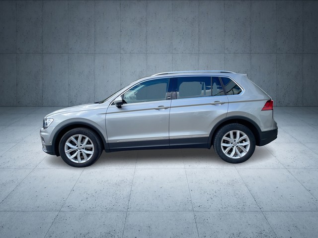 VW - Tiguan 2.0 TSI DSG Sound 4Motion AHK+ACC+LED+RFK_10