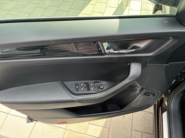 Skoda - Kodiaq 2.0 TSI DSG 4x4 Style AHK+NAVI+LED+SHZG_4