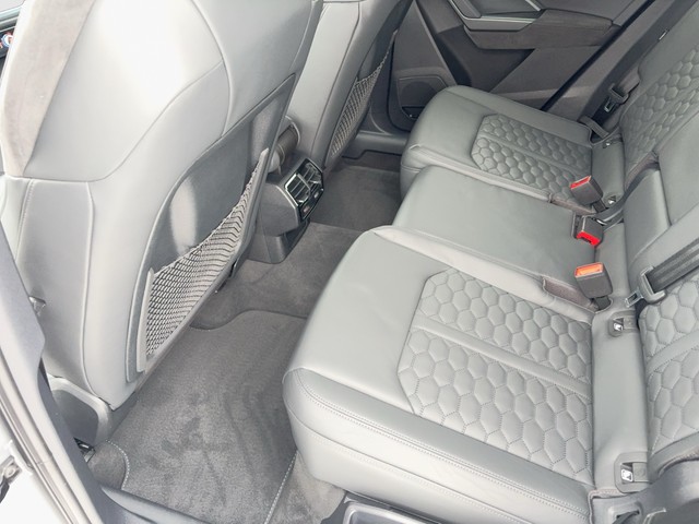 Audi - RS Q3 2.5 TFSI S-tronic quattro AHK+MATRIX_3