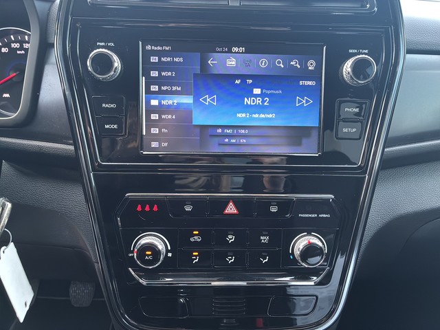 Ssangyong - Tivoli 1.5 T-GDI Amber 4x2 KAMERA+GRA+PDC+KLIMA_5