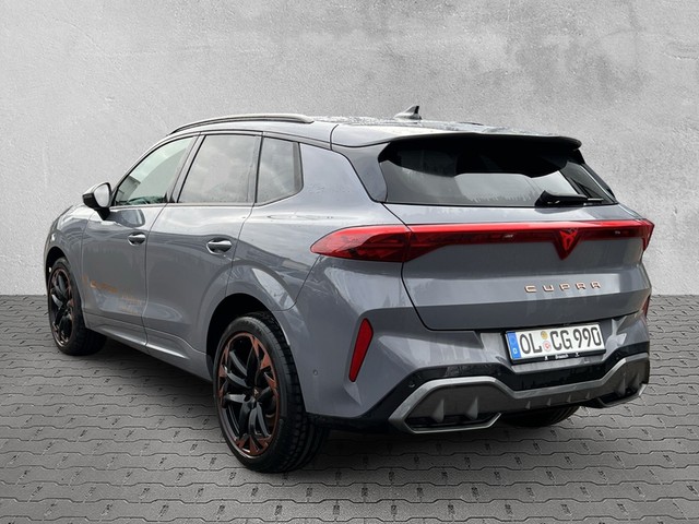 VW - Golf VIII 2.0TSI GTI Virtual+Matrix+Kamera+ACC_10