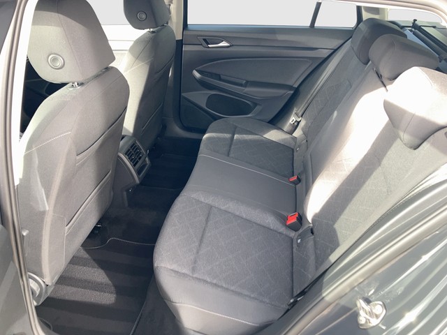 VW - Golf VIII Variant 2.0 TDI DSG Life AHK+ACC+NAVI_3