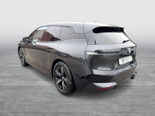BMW - iX xDrive 50 Sport NAVI+AHK+LED+360°+HUD+H&K+ACC_6