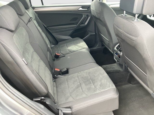 Skoda - Superb Combi 2.0 TDI DSG Style MATRIX+AHK+RFK+VC_5
