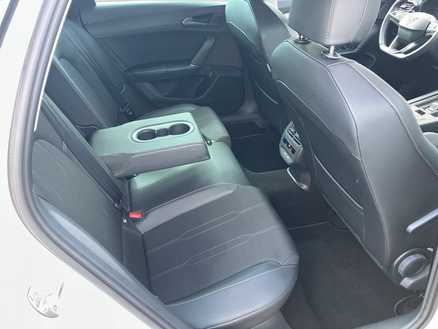 CUPRA - Leon Sportstourer 2.0 TDI DSG ACC CAM LED NAVI_5