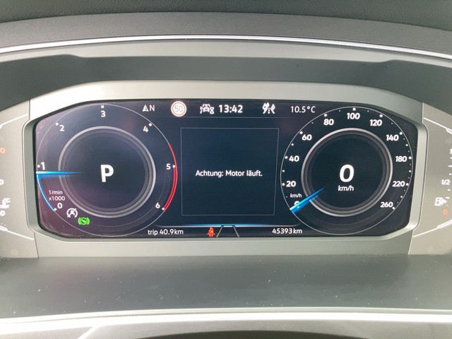 Skoda - Superb Combi 2.0 TDI DSG Style MATRIX+AHK+RFK+VC_15