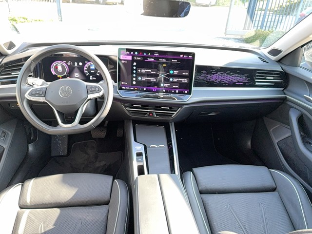 VW - Passat Variant 2.0 TDI DSG Elegance NAVI+HEAD-UP_2