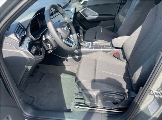 Skoda - Karoq 2.0 TDI DSG Sportline 4x4 AHK+PANORAMA+RFK_13