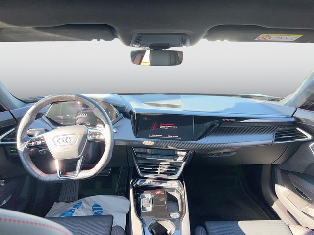 Audi - e-tron GT RS quattro_2