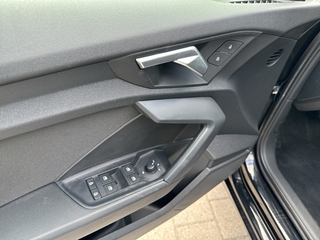 Audi - A3 Sportback 30 TFSI S-tronic NAVI+SHZG+GRA+PDC_5 Audi - A3 Sportback 30 TFSI S-tronic NAVI+SHZG+GRA+PDC_5
